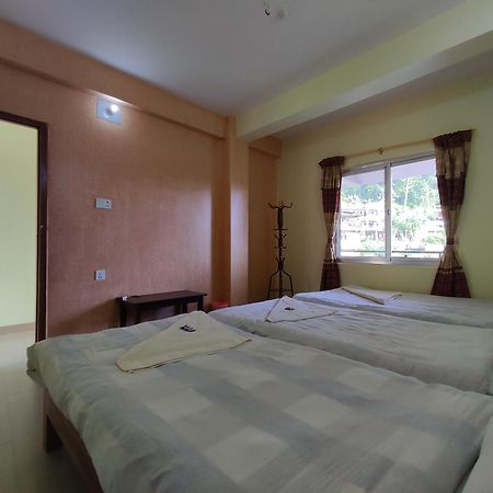 Hotel Green Hill View ポカラ 部屋 写真