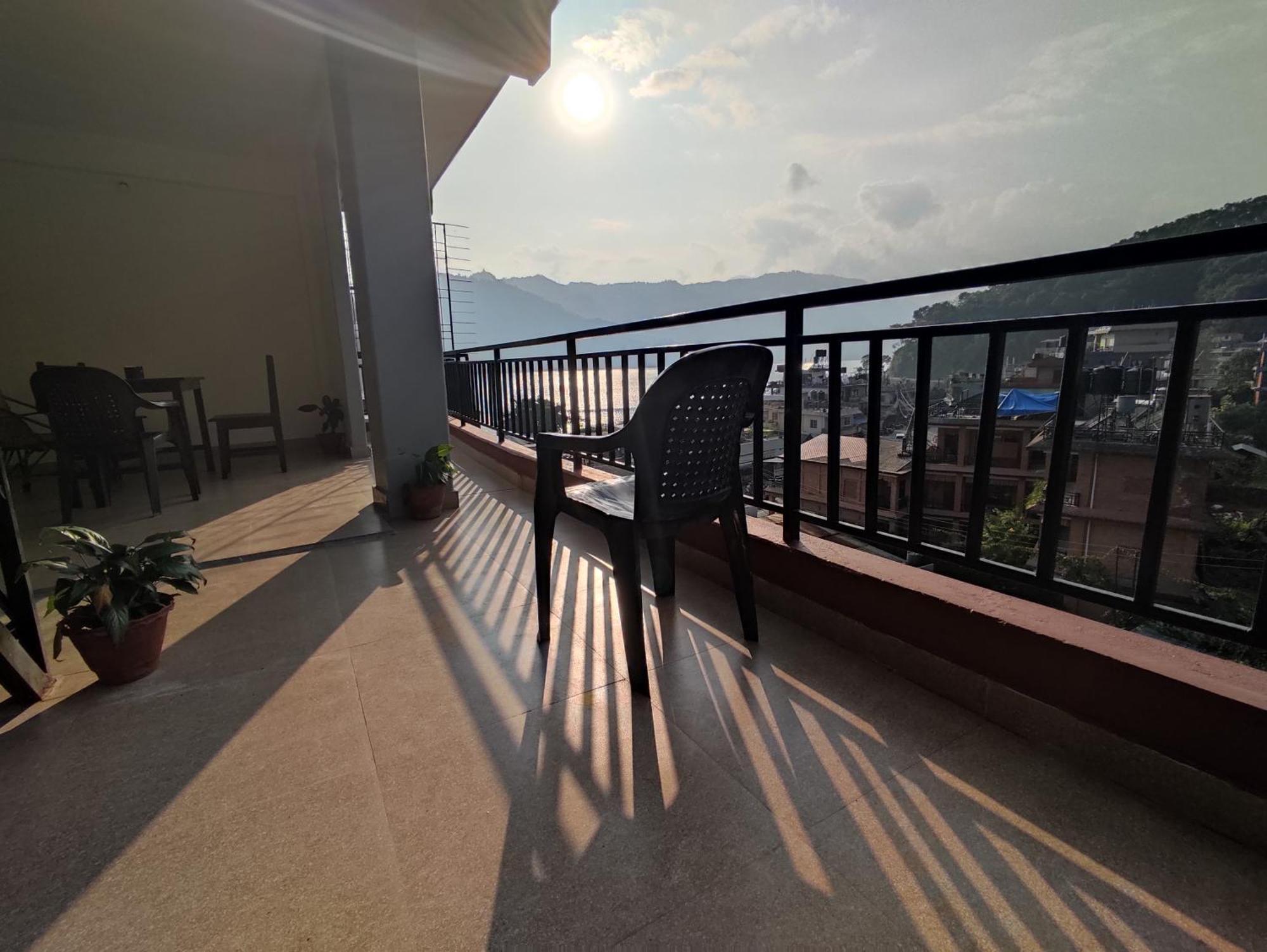Hotel Green Hill View ポカラ 部屋 写真